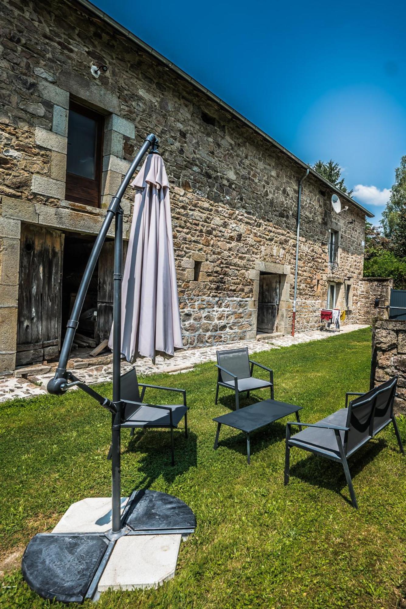 Gite Jardin - Broussas Beach - Stay In Vassiviere Faux-la-Montagne Exterior foto